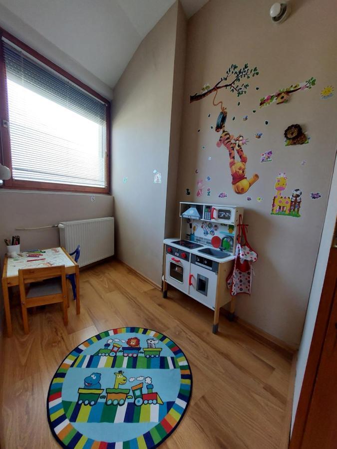 CsaládBarát Vendéglak Szegedi Magánszálláshely 9 fő részére, nagycsaládok és baráti társaságok részére Exterior foto